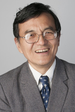 Photo of He Li 